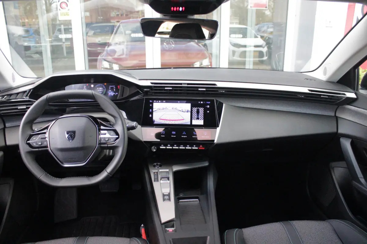 1.2 Hybrid 145PK ALLURE | ACHTERUITRIJ CAMERA | KEYLESS ENTRY/START | DRAADLOOS APPLE CARPLAY/ANDROID AUTO | DRAADLOOS TELEFOONLADEN | DAB+ RADIO | NAVIGATIE | ADAPTIVE CRUISE CONTROL | 19" 