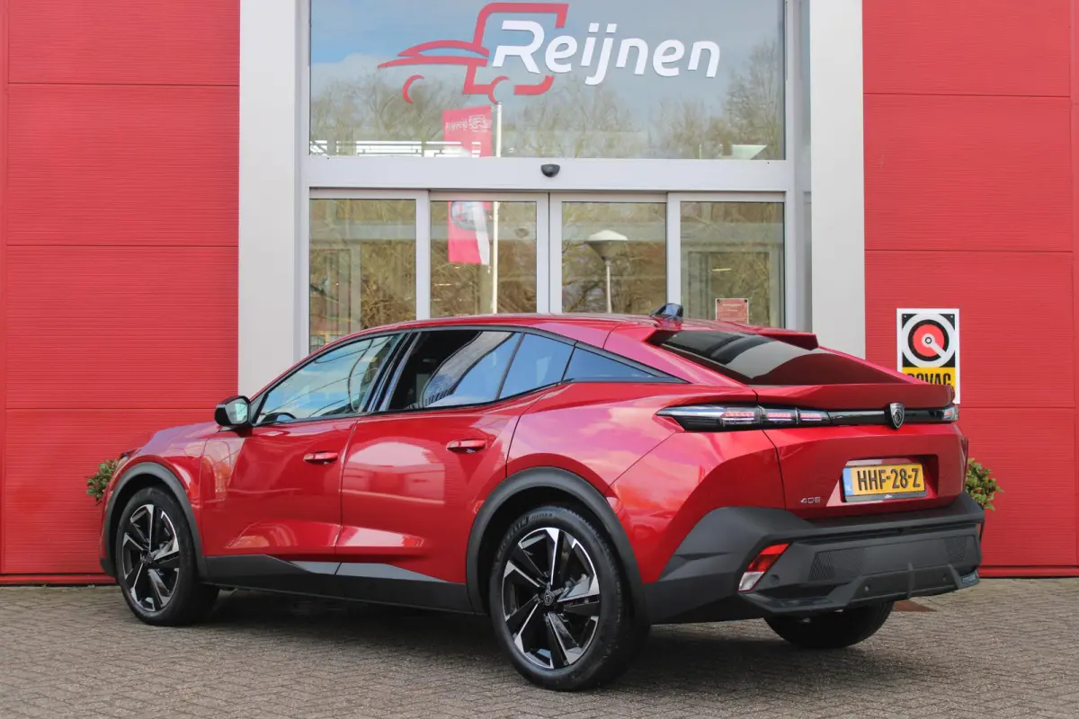 1.2 Hybrid 145PK ALLURE | ACHTERUITRIJ CAMERA | KEYLESS ENTRY/START | DRAADLOOS APPLE CARPLAY/ANDROID AUTO | DRAADLOOS TELEFOONLADEN | DAB+ RADIO | NAVIGATIE | ADAPTIVE CRUISE CONTROL | 19" 