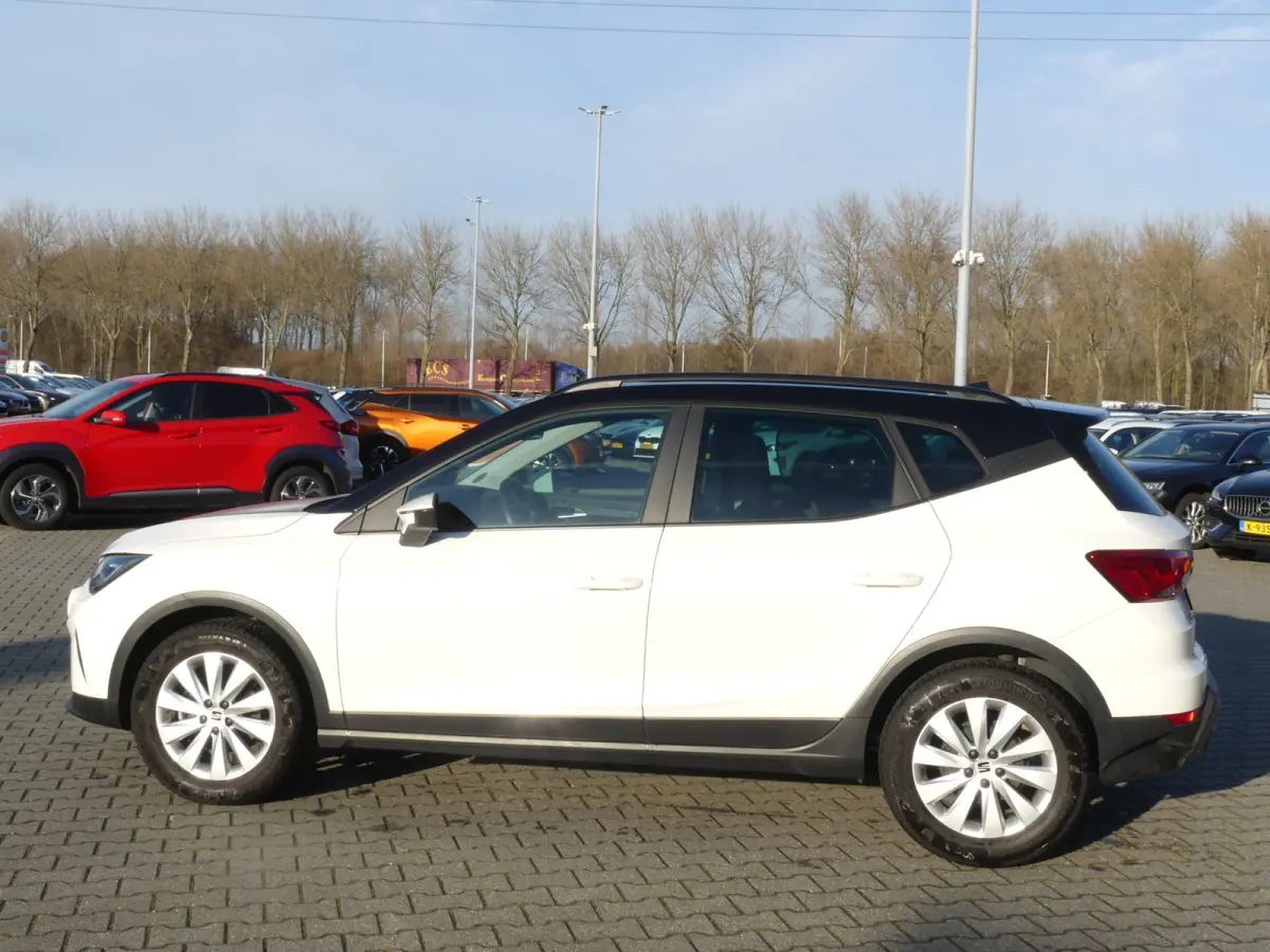 1.0 TSI Style Business Intense / Virtual / Stoelverwarming