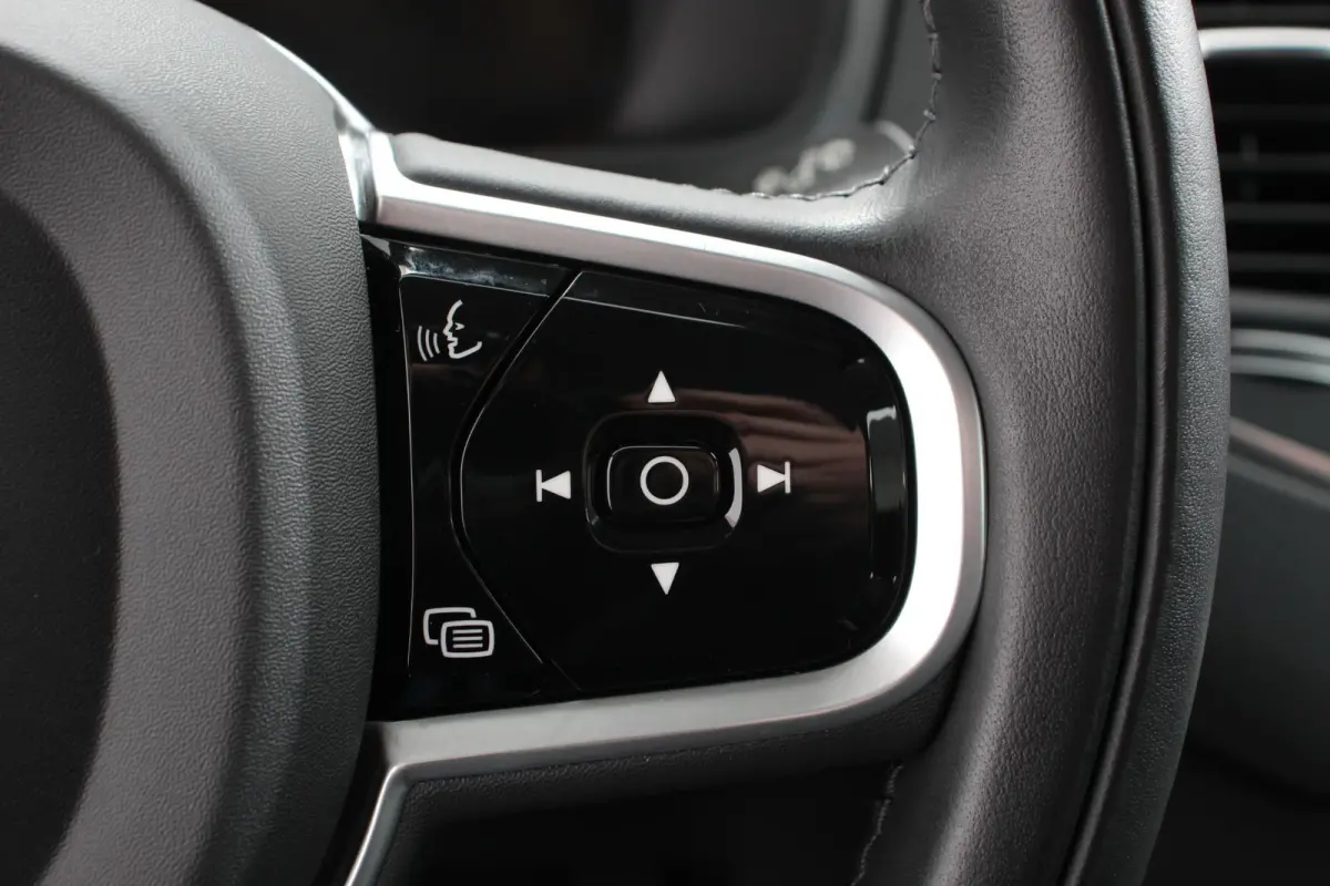 2.0 T8 Recharge AWD Inscription Expression Navigatie Apple Carplay/Android Auto Parkeersensoren Stoel- en stuurverwarming Adaptieve Cruise Control Virtual Cockpit Elektrisch inklapbare trekh