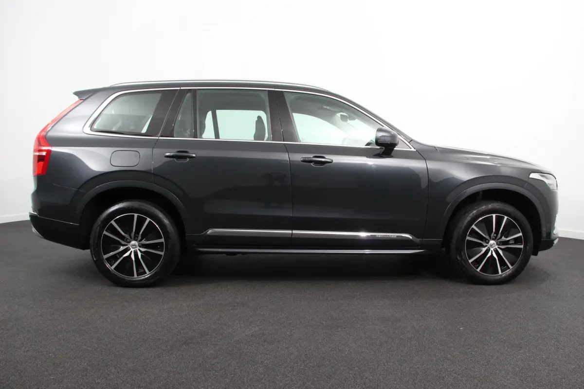 2.0 T8 Recharge AWD Inscription Expression Navigatie Apple Carplay/Android Auto Parkeersensoren Stoel- en stuurverwarming Adaptieve Cruise Control Virtual Cockpit Elektrisch inklapbare trekh