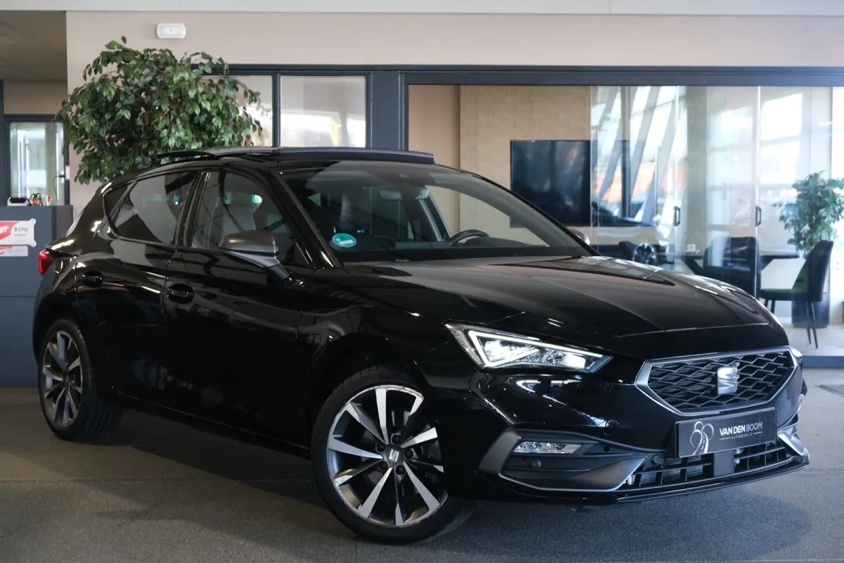 1.4 TSI eHybrid PHEV FR 204PK Pano Navi Cam Led ACC PDC