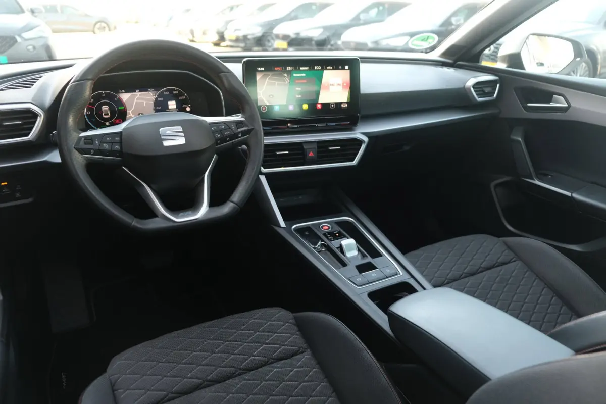 1.4 TSI eHybrid PHEV FR 204PK Pano Navi Cam Led ACC PDC