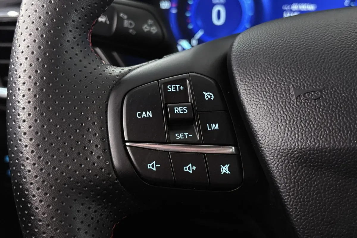 1.0 EcoBoost ST-Line Comfort & Winter Pack Getint Glas