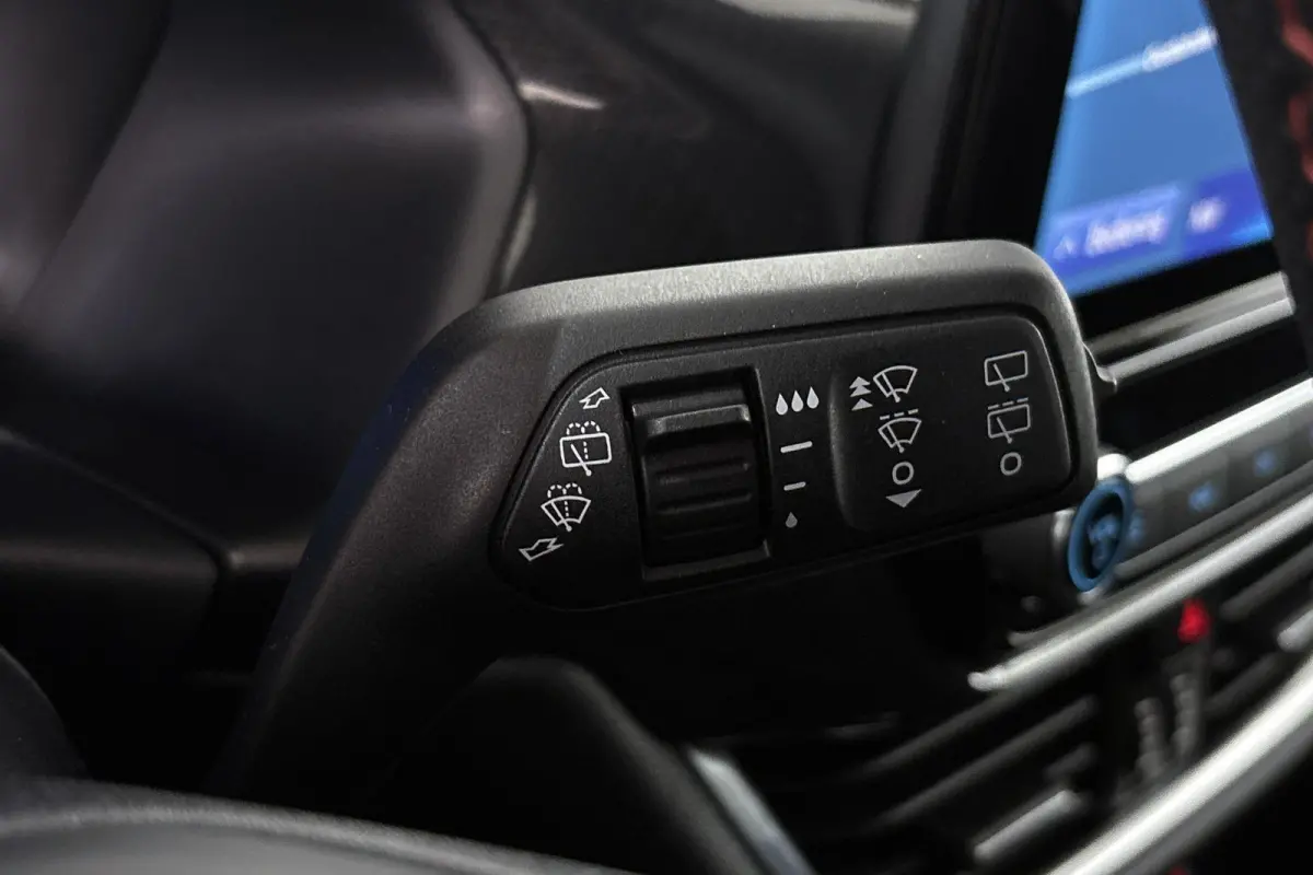 1.0 EcoBoost ST-Line Comfort & Winter Pack Getint Glas