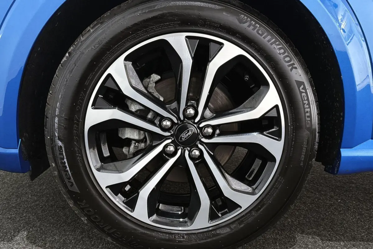 1.0 EcoBoost ST-Line Comfort & Winter Pack Getint Glas