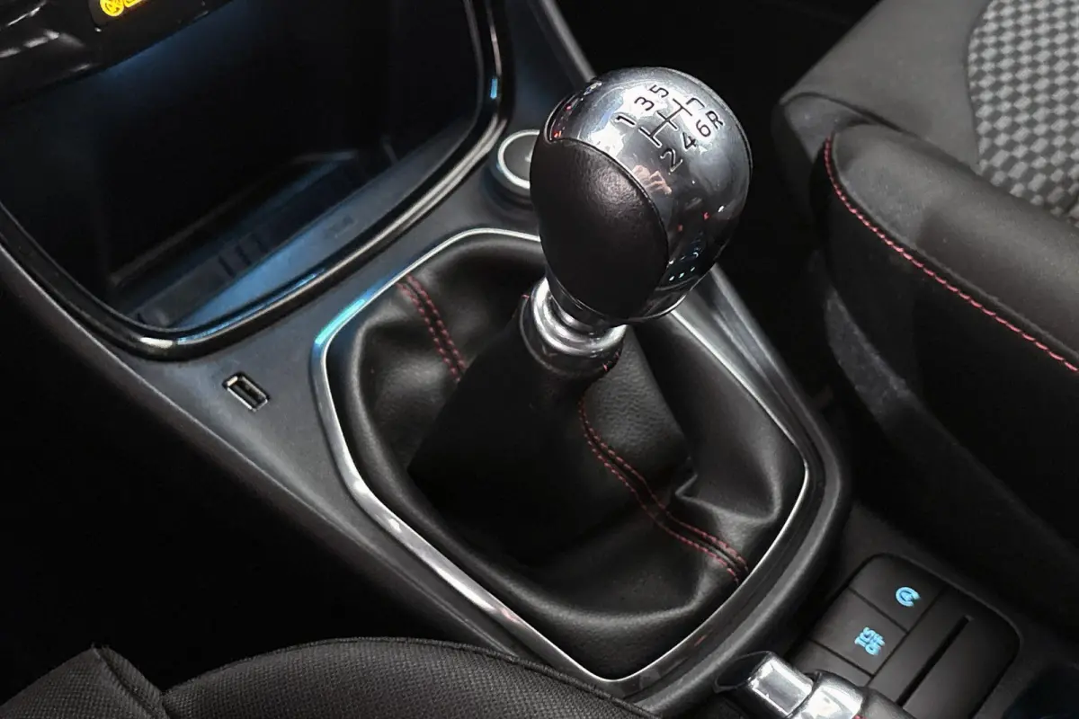 1.0 EcoBoost ST-Line Comfort & Winter Pack Getint Glas