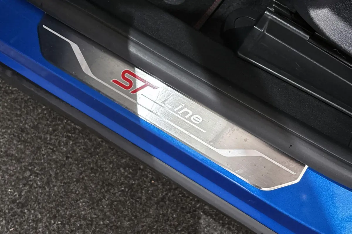 1.0 EcoBoost ST-Line Comfort & Winter Pack Getint Glas