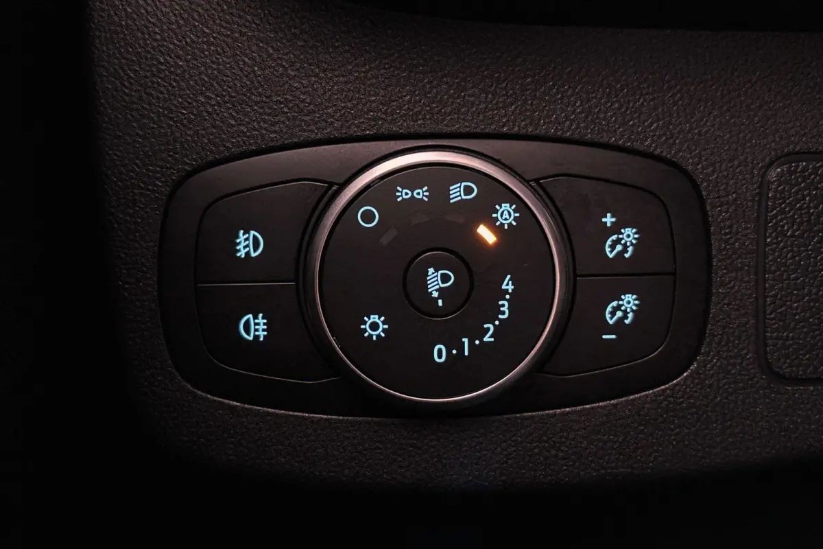 1.0 EcoBoost ST-Line Comfort & Winter Pack Getint Glas