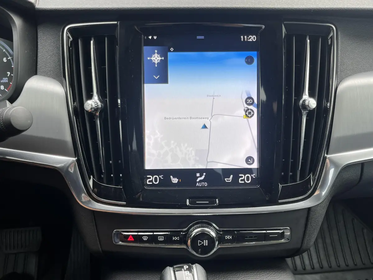 2.0 T4 Inscription | Navi/Camera/Adapt.Cruise/Clima/Afn.Trekhaak/Apple CarPlay-Android Auto
