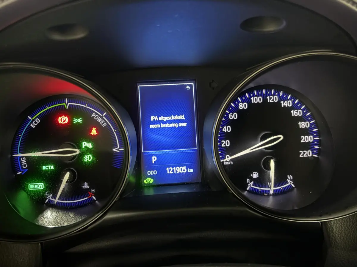 1.8 Hybrid Bi-Tone Plus |NL-Auto|ACC|JBL|PDC|Lane| Side Assist|Stoelverwarming|Camera|Winterpack|