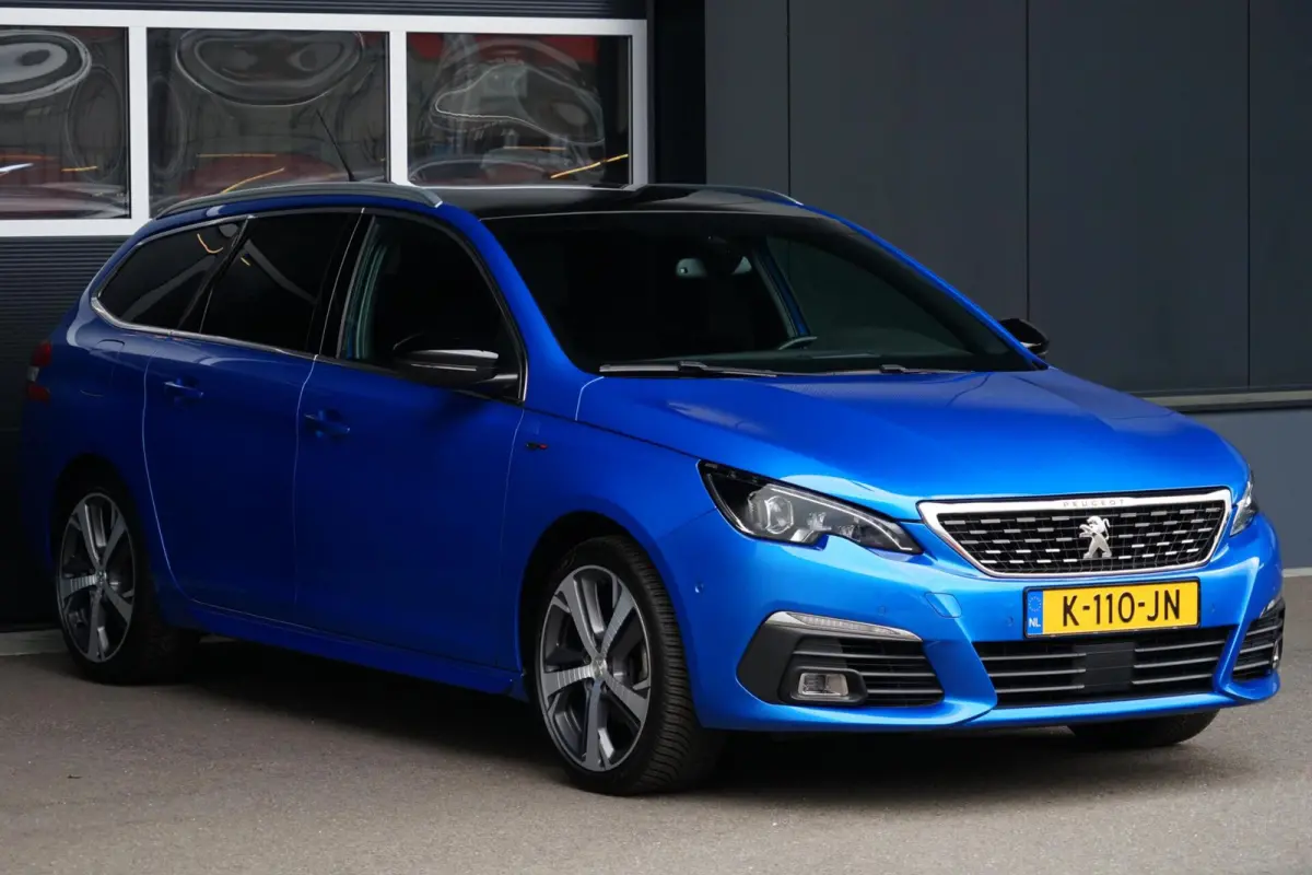 1.2 PureTech Blue Lease GT, aut. dis. v.v. trekh. veel opties