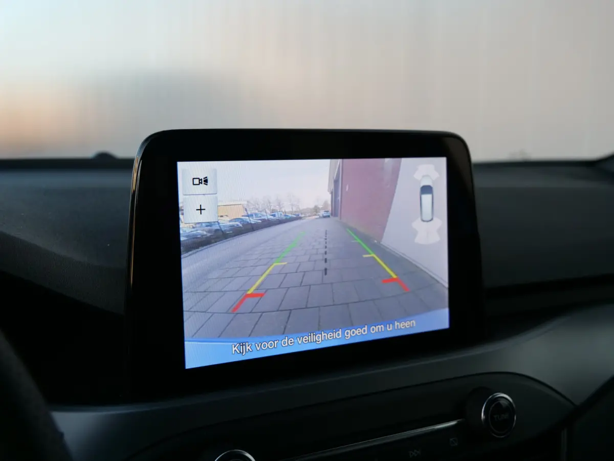 1.0 EcoBoost Hybrid ST Line Style 124 Pk Apple Carplay / DAB / Camera / Winterpakket