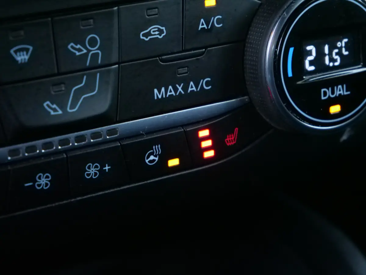 1.0 EcoBoost Hybrid ST Line Style 124 Pk Apple Carplay / DAB / Camera / Winterpakket