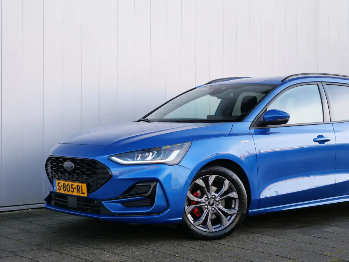 1.0 EcoBoost Hybrid ST Line Style 124 Pk Apple Carplay / DAB / Camera / Winterpakket
