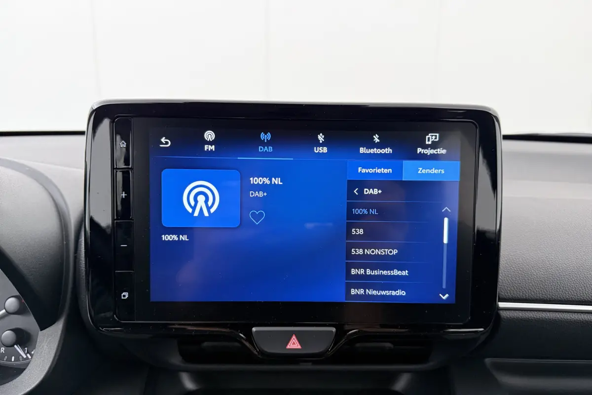1.5 93 PK Aut. Centre-line Camera Stoelverw. Climate Carplay