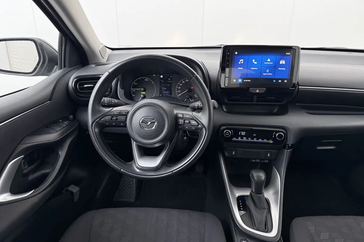 1.5 93 PK Aut. Centre-line Camera Stoelverw. Climate Carplay
