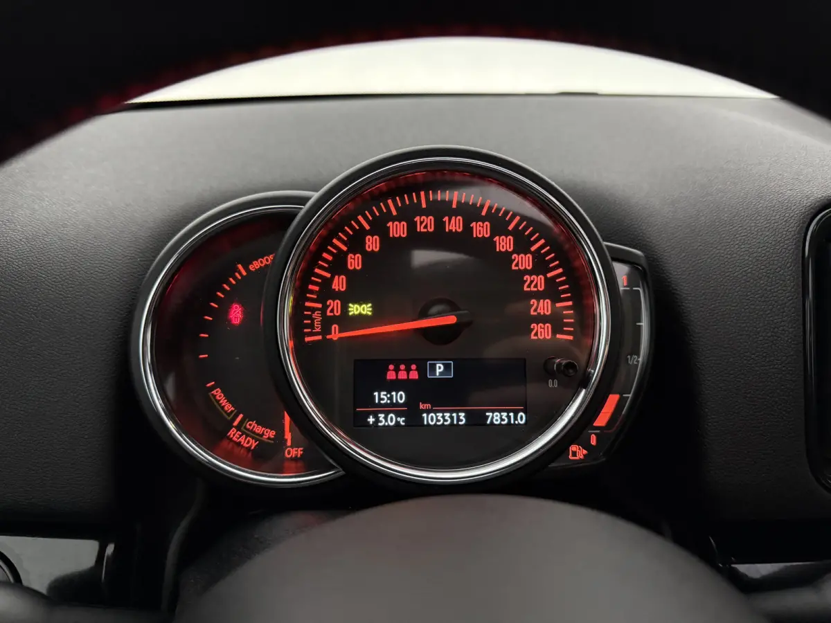 2.0 Cooper ALL4 Chili | Pano | Sfeer | Clima | Cruise | Carplay | Keyless | Parkeersens.