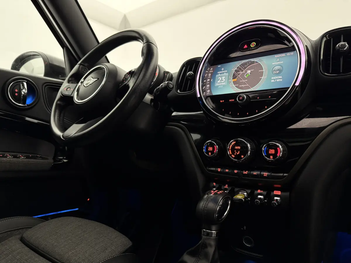 2.0 Cooper ALL4 Chili | Pano | Sfeer | Clima | Cruise | Carplay | Keyless | Parkeersens.