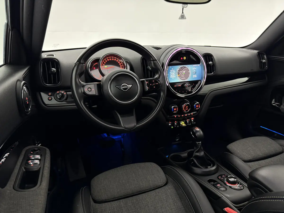 2.0 Cooper ALL4 Chili | Pano | Sfeer | Clima | Cruise | Carplay | Keyless | Parkeersens.