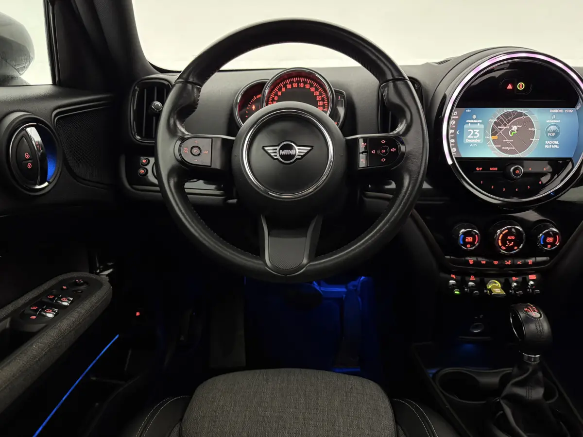 2.0 Cooper ALL4 Chili | Pano | Sfeer | Clima | Cruise | Carplay | Keyless | Parkeersens.