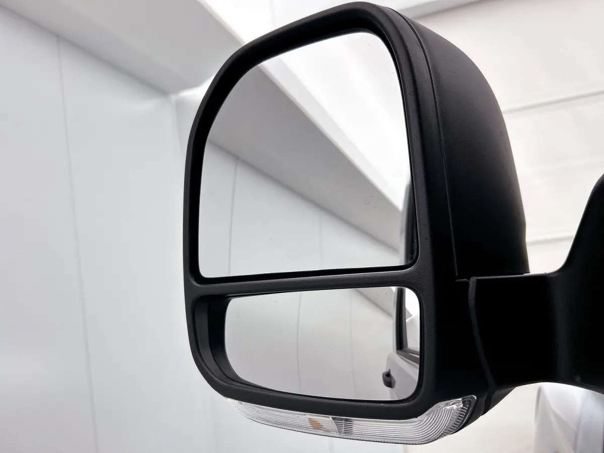 2.0 TDI L1H1 Life 110 PK | Airco | Multifunctioneel Stuurwiel | Achteruitrijcamera | Cruise Control | Apple/Android Carplay | Elektrisch Verstelbare Spiegels | Trekhaak |  Parkeersensoren Vo