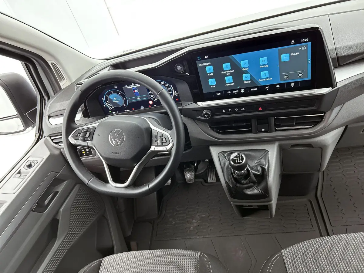 2.0 TDI L1H1 Life 110 PK | Airco | Multifunctioneel Stuurwiel | Achteruitrijcamera | Cruise Control | Apple/Android Carplay | Elektrisch Verstelbare Spiegels | Trekhaak |  Parkeersensoren Vo
