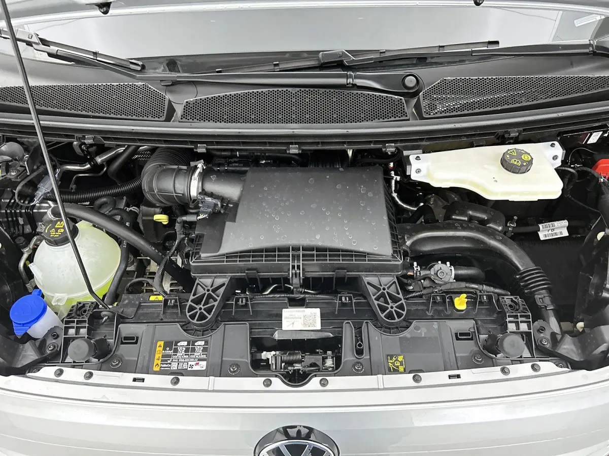 2.0 TDI L1H1 Life 110 PK | Airco | Multifunctioneel Stuurwiel | Achteruitrijcamera | Cruise Control | Apple/Android Carplay | Elektrisch Verstelbare Spiegels | Trekhaak |  Parkeersensoren Vo