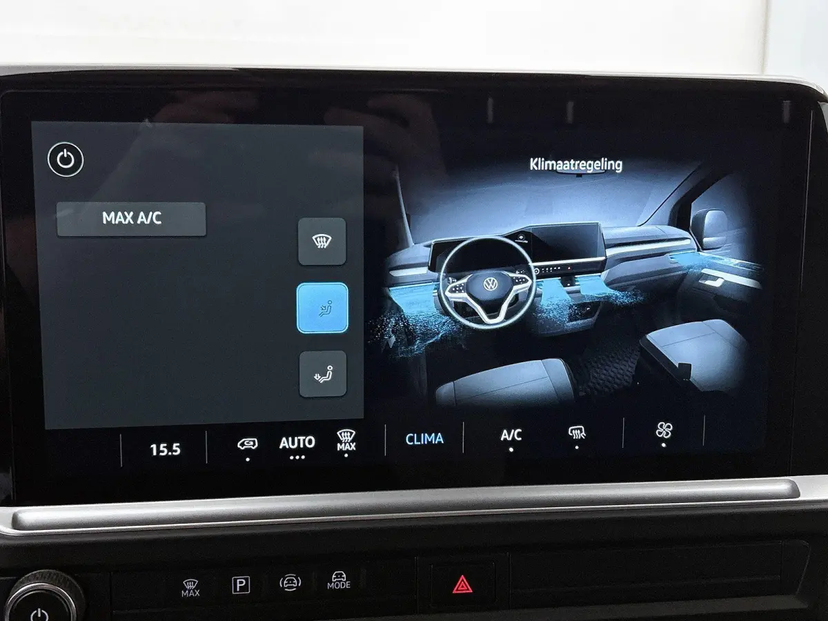 2.0 TDI L1H1 Life 110 PK | Airco | Multifunctioneel Stuurwiel | Achteruitrijcamera | Cruise Control | Apple/Android Carplay | Elektrisch Verstelbare Spiegels | Trekhaak |  Parkeersensoren Vo