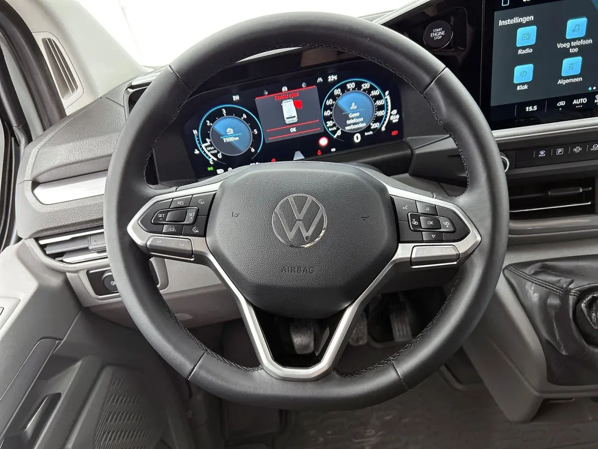 2.0 TDI L1H1 Life 110 PK | Airco | Multifunctioneel Stuurwiel | Achteruitrijcamera | Cruise Control | Apple/Android Carplay | Elektrisch Verstelbare Spiegels | Trekhaak |  Parkeersensoren Vo