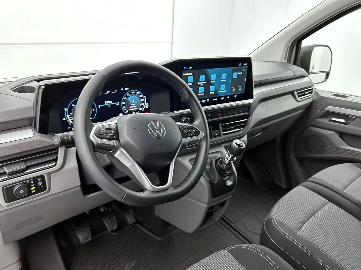 2.0 TDI L1H1 Life 110 PK | Airco | Multifunctioneel Stuurwiel | Achteruitrijcamera | Cruise Control | Apple/Android Carplay | Elektrisch Verstelbare Spiegels | Trekhaak |  Parkeersensoren Vo