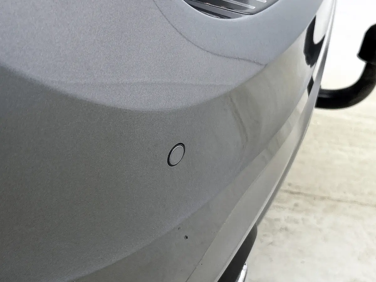 1.5 T3 R-Design (NL-auto, Goed OnderH, Trekhaak, Navi, StoelV, Parkeersensoren, Etc)