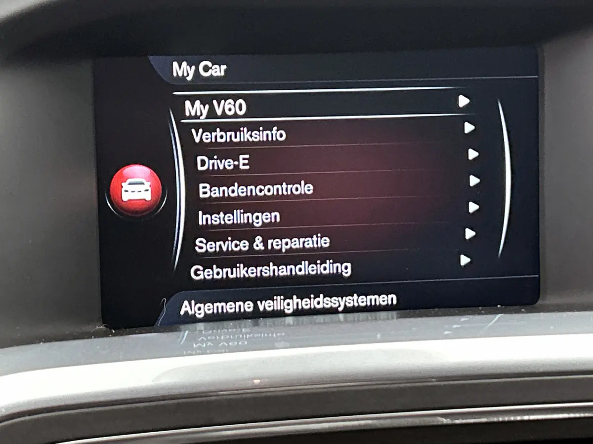 1.5 T3 R-Design (NL-auto, Goed OnderH, Trekhaak, Navi, StoelV, Parkeersensoren, Etc)