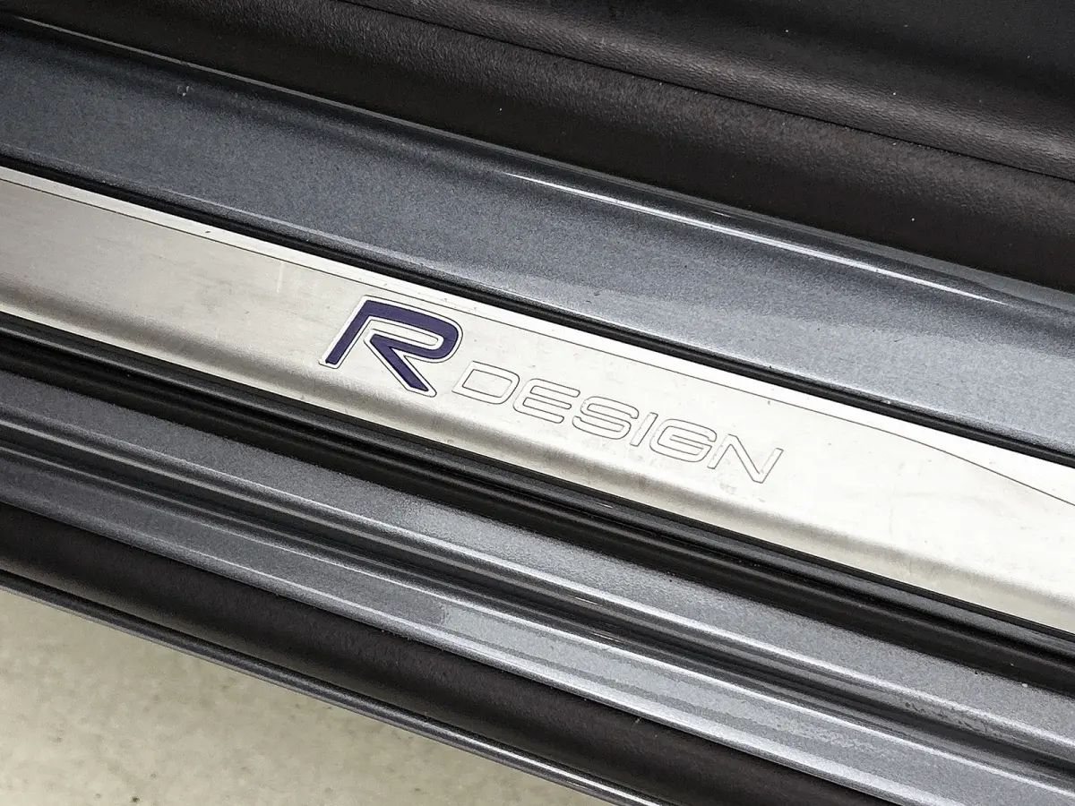 1.5 T3 R-Design (NL-auto, Goed OnderH, Trekhaak, Navi, StoelV, Parkeersensoren, Etc)