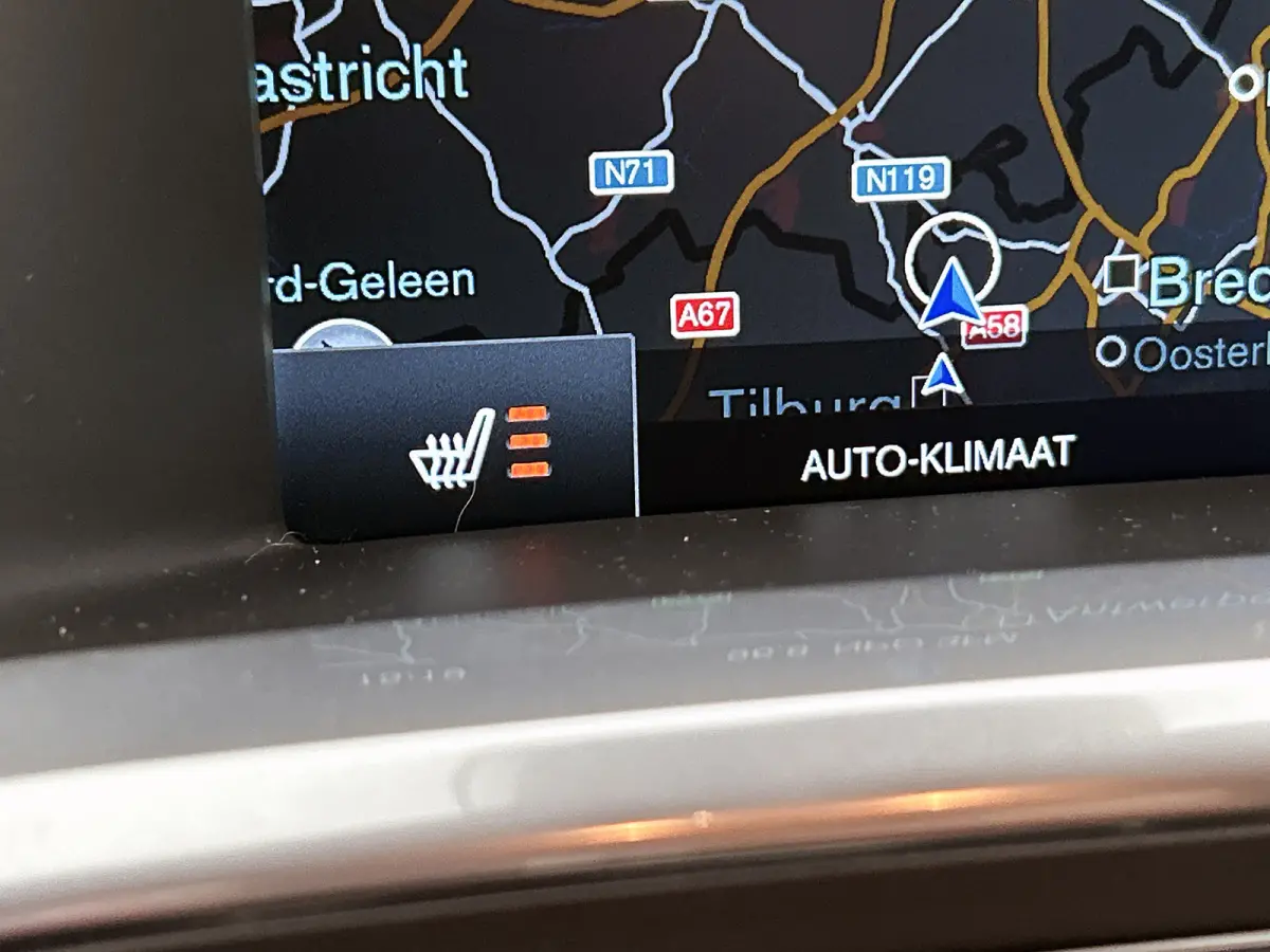 1.5 T3 R-Design (NL-auto, Goed OnderH, Trekhaak, Navi, StoelV, Parkeersensoren, Etc)