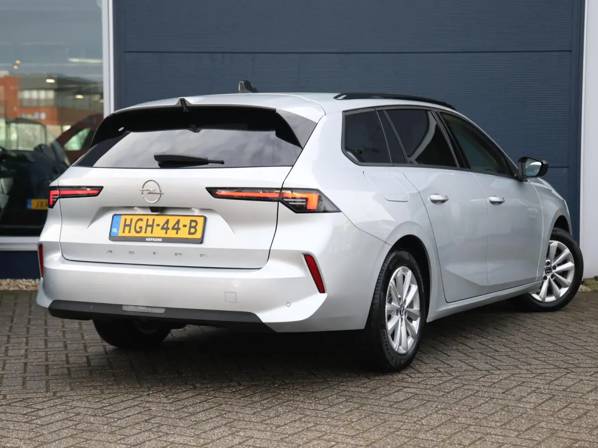 1.2 110pk Business Edition Camera | Stoelverwaming +Stuur | Navigatie | Trekhaak | Apple Carplay & Android Auto | Private-lease 464 p/m