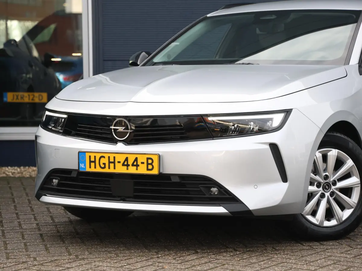 1.2 110pk Business Edition Camera | Stoelverwaming +Stuur | Navigatie | Trekhaak | Apple Carplay & Android Auto | Private-lease 464 p/m