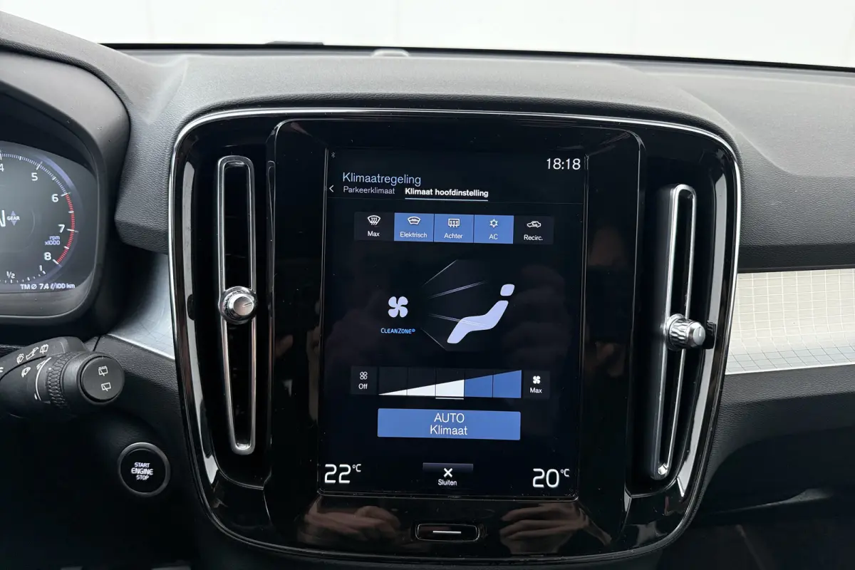 130 PK Business Plus Carplay Camera Dodehoek 19' LMV