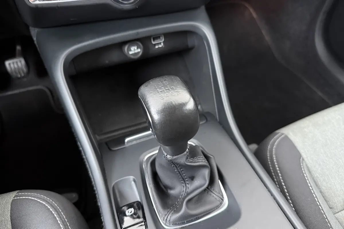130 PK Business Plus Carplay Camera Dodehoek 19' LMV