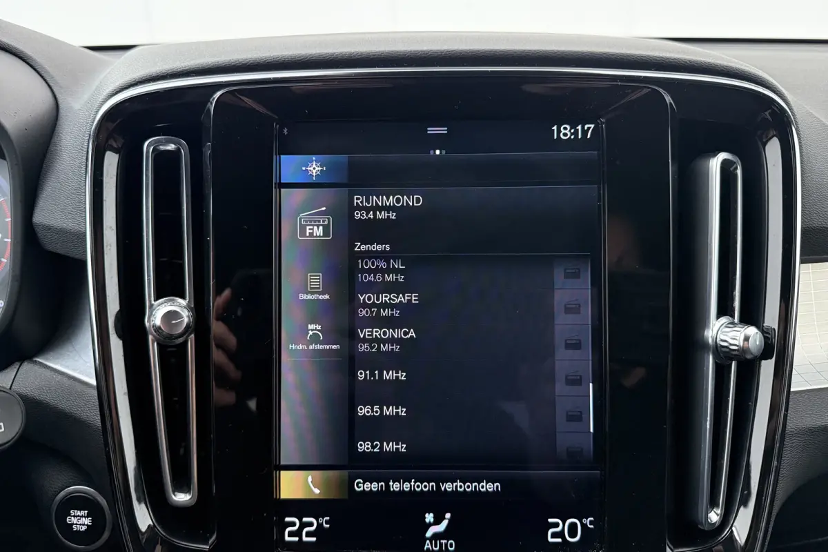 130 PK Business Plus Carplay Camera Dodehoek 19' LMV