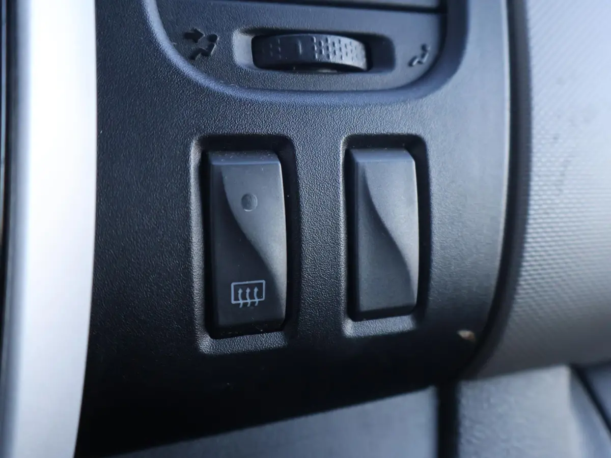 1.6 dCi T29 L2H1 DUBBEL CABINE + TREKHAAK 2000 KG | NAVIGATIE | CRUISE CONTROL | AIRCO