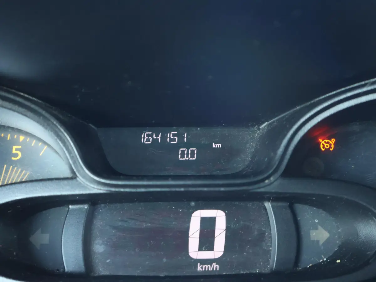 1.6 dCi T29 L2H1 DUBBEL CABINE + TREKHAAK 2000 KG | NAVIGATIE | CRUISE CONTROL | AIRCO
