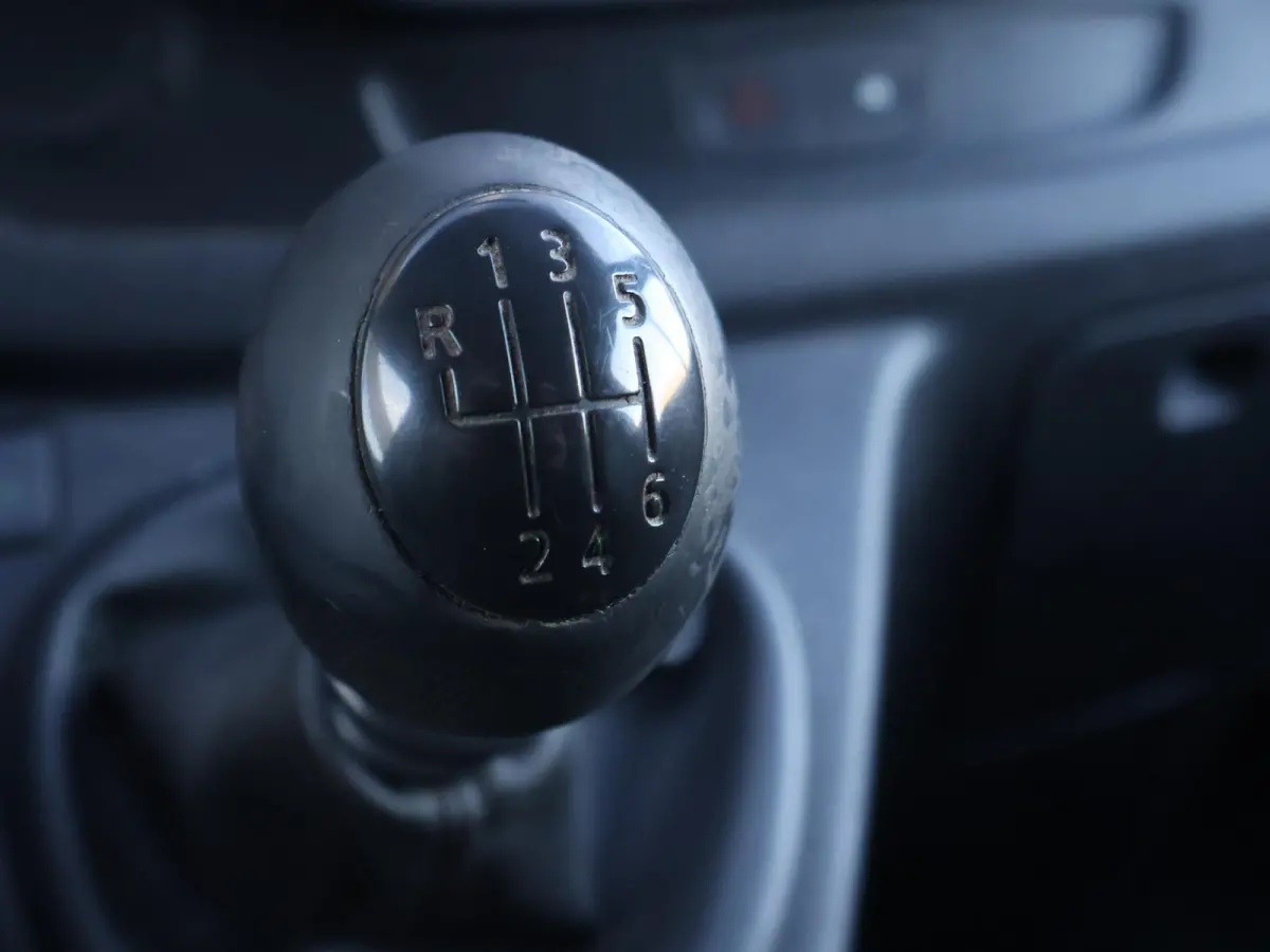 1.6 dCi T29 L2H1 DUBBEL CABINE + TREKHAAK 2000 KG | NAVIGATIE | CRUISE CONTROL | AIRCO