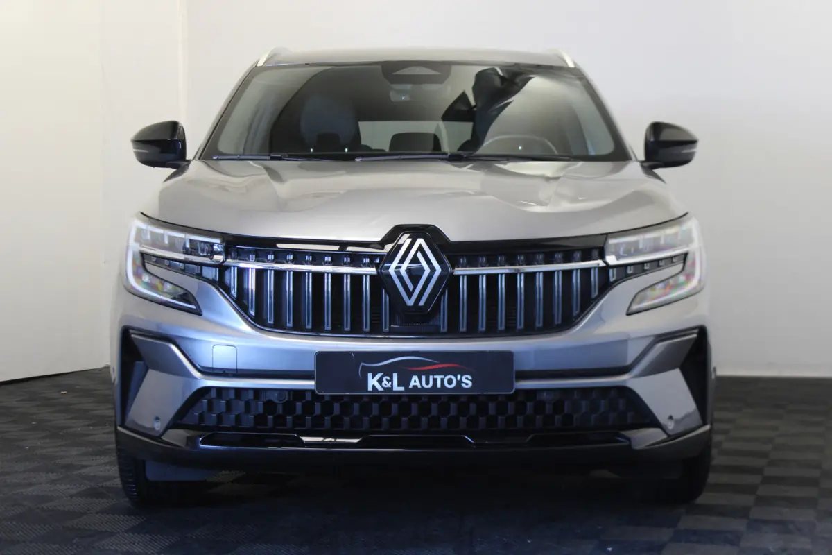 E-Tech full hybrid 200 techno 7p. |Navi|Camera|