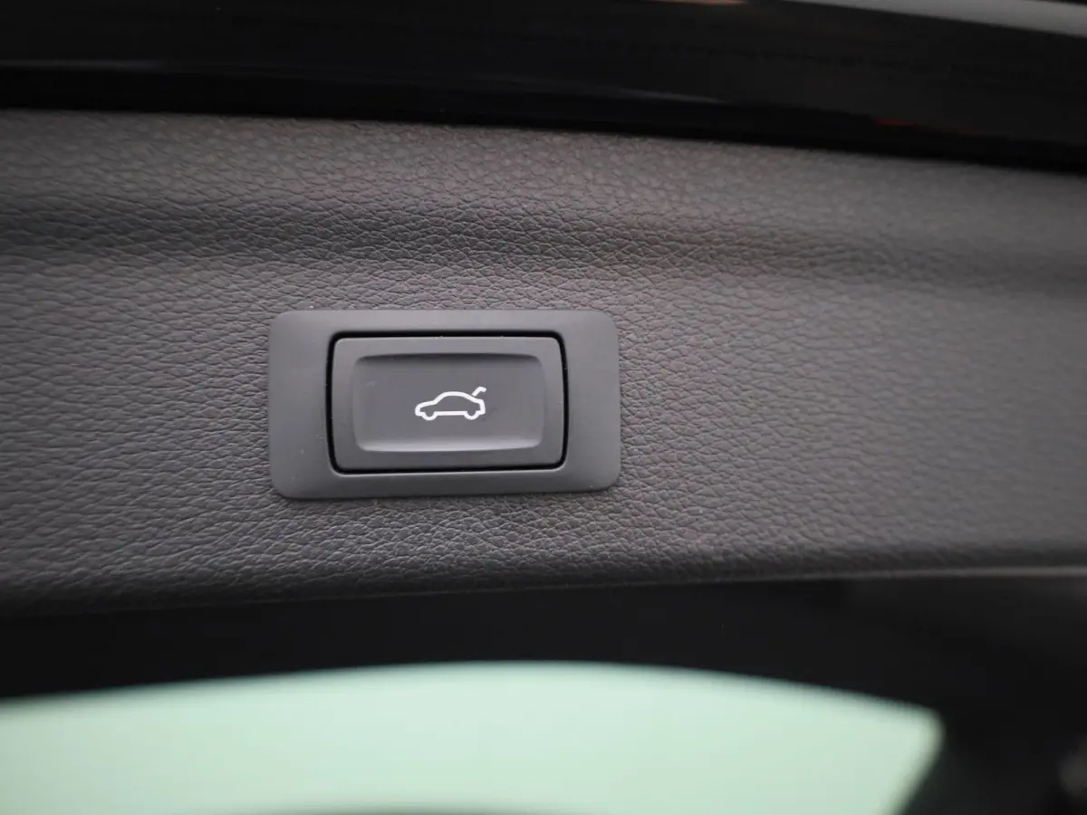 35 TFSI Business Edition | Automaat | Apple Carplay / Android Auto | LED Koplampen | Lederen Bekleding | Stoelverwarming | Elektrische Kofferklep | Camera |