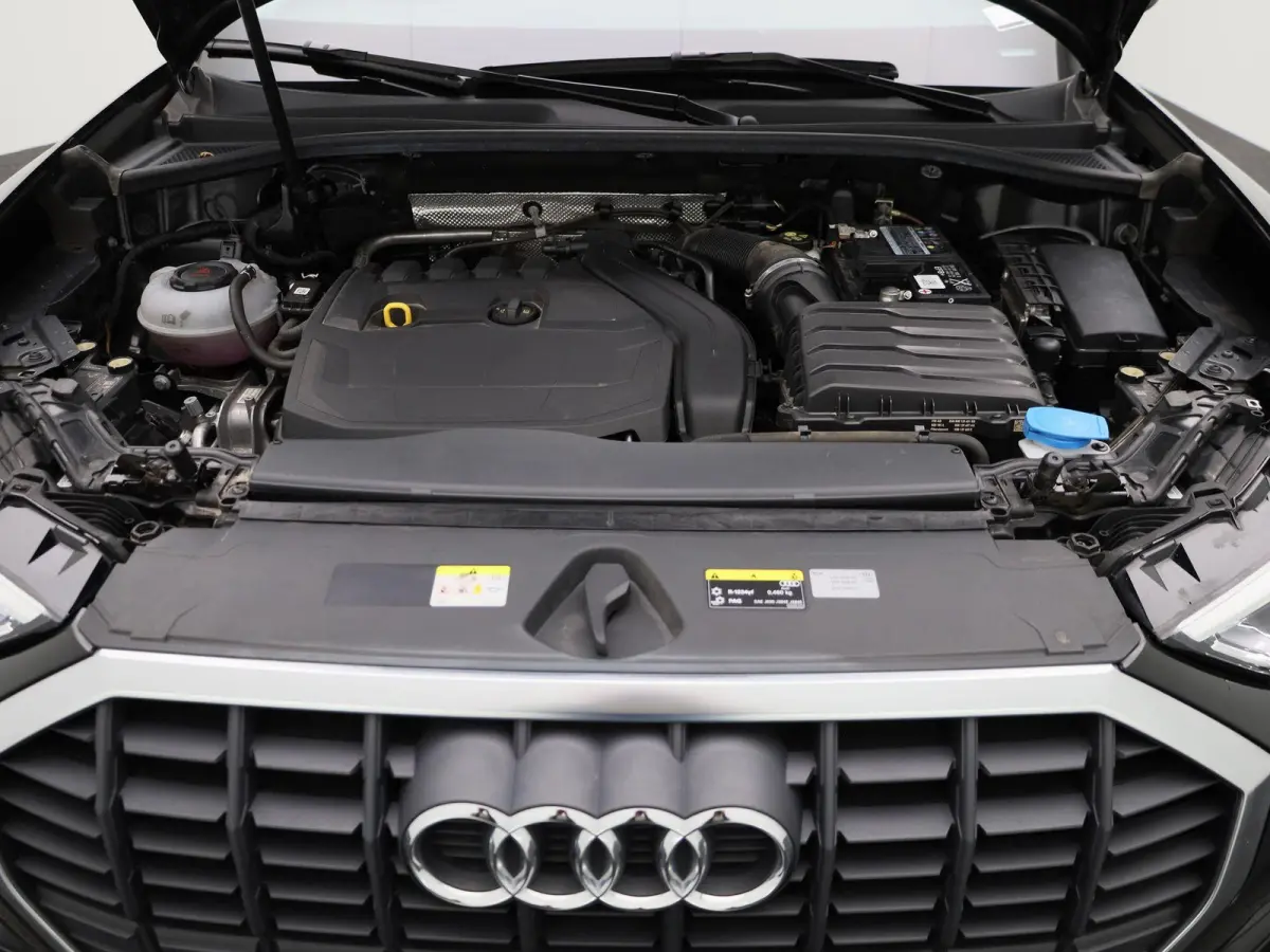 35 TFSI Business Edition | Automaat | Apple Carplay / Android Auto | LED Koplampen | Lederen Bekleding | Stoelverwarming | Elektrische Kofferklep | Camera |