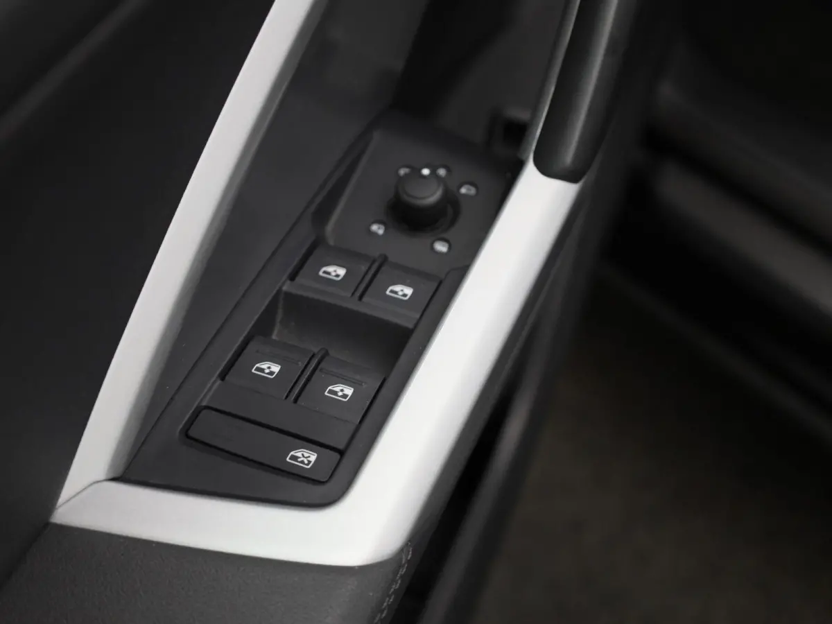 35 TFSI Business Edition | Automaat | Apple Carplay / Android Auto | LED Koplampen | Lederen Bekleding | Stoelverwarming | Elektrische Kofferklep | Camera |