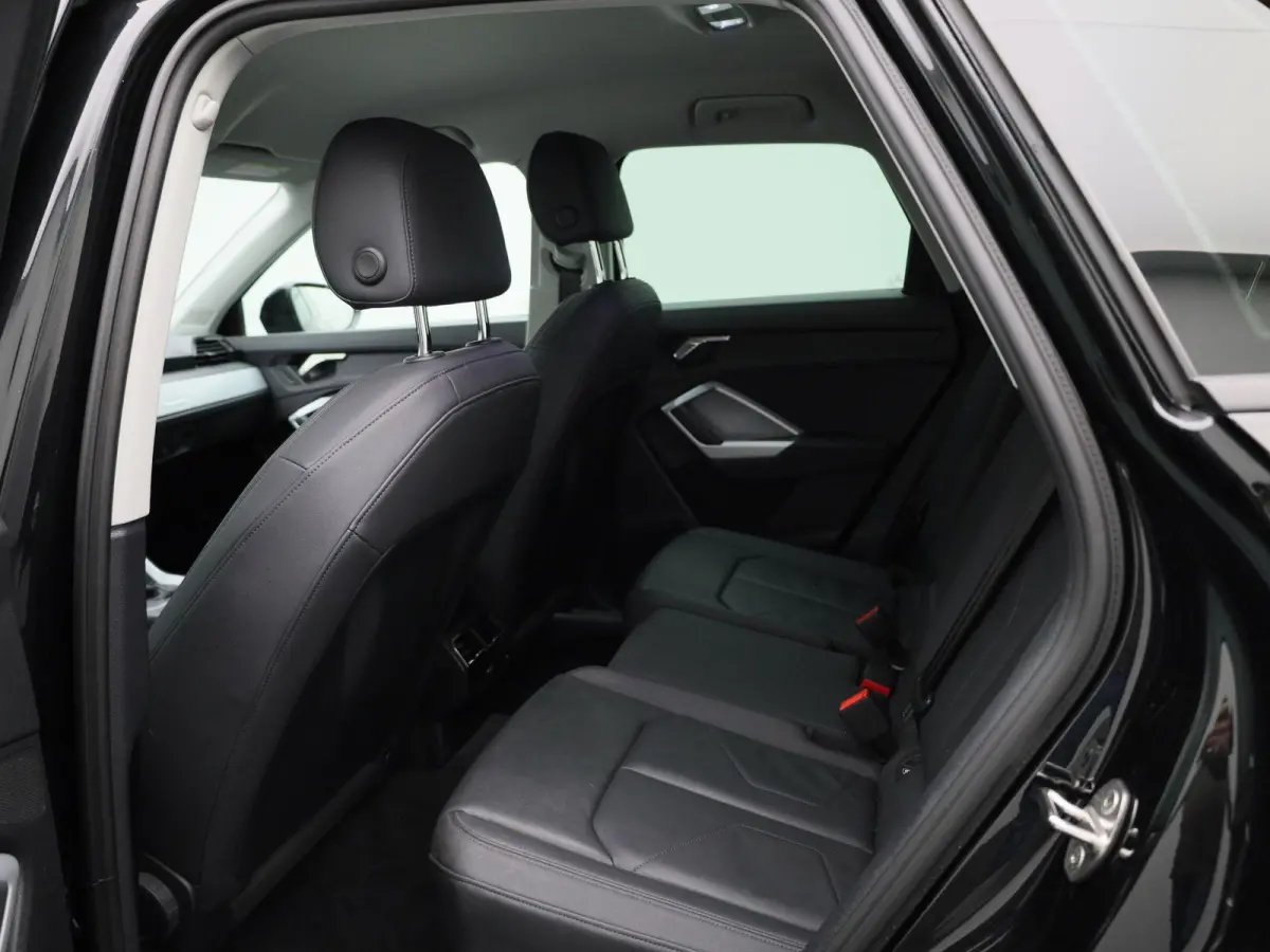35 TFSI Business Edition | Automaat | Apple Carplay / Android Auto | LED Koplampen | Lederen Bekleding | Stoelverwarming | Elektrische Kofferklep | Camera |