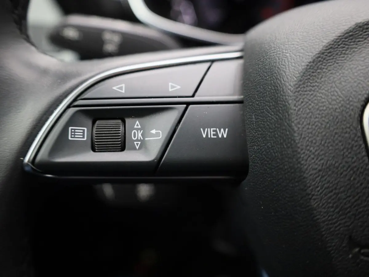35 TFSI Business Edition | Automaat | Apple Carplay / Android Auto | LED Koplampen | Lederen Bekleding | Stoelverwarming | Elektrische Kofferklep | Camera |