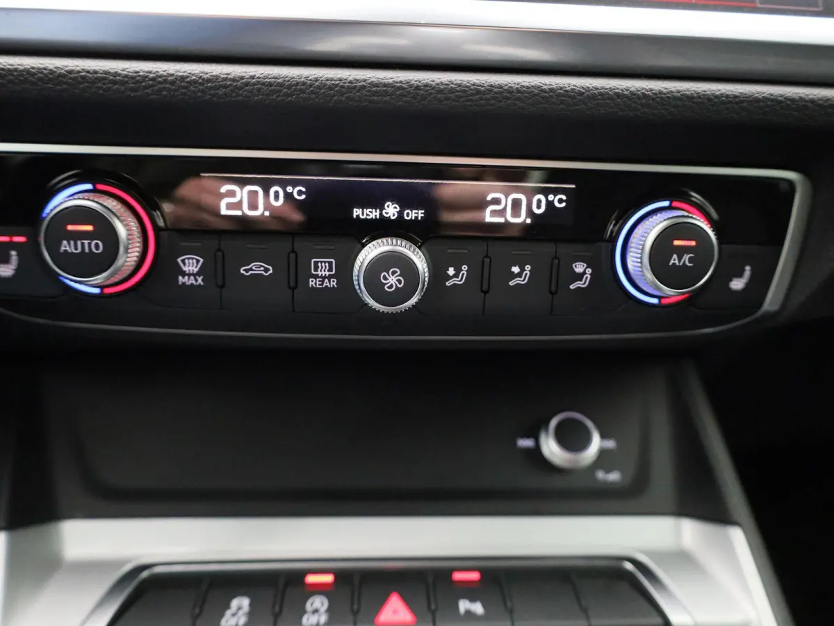 35 TFSI Business Edition | Automaat | Apple Carplay / Android Auto | LED Koplampen | Lederen Bekleding | Stoelverwarming | Elektrische Kofferklep | Camera |